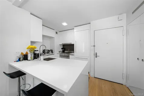 301 W 53rd Street New York (manhattan) NY 10019