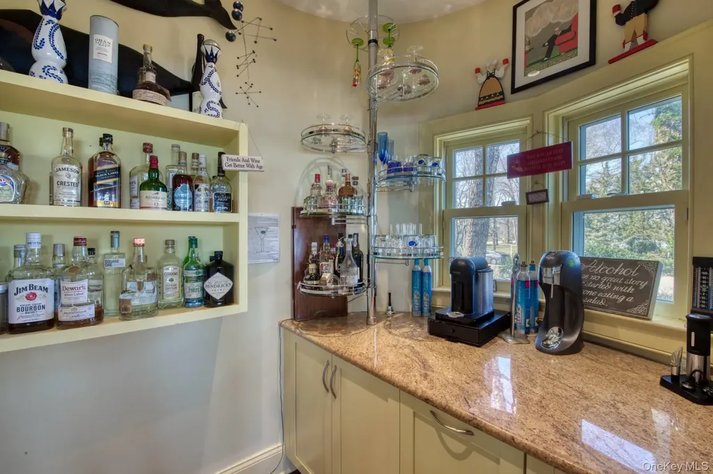 60 Bay View Drive E Sag Harbor NY 11963