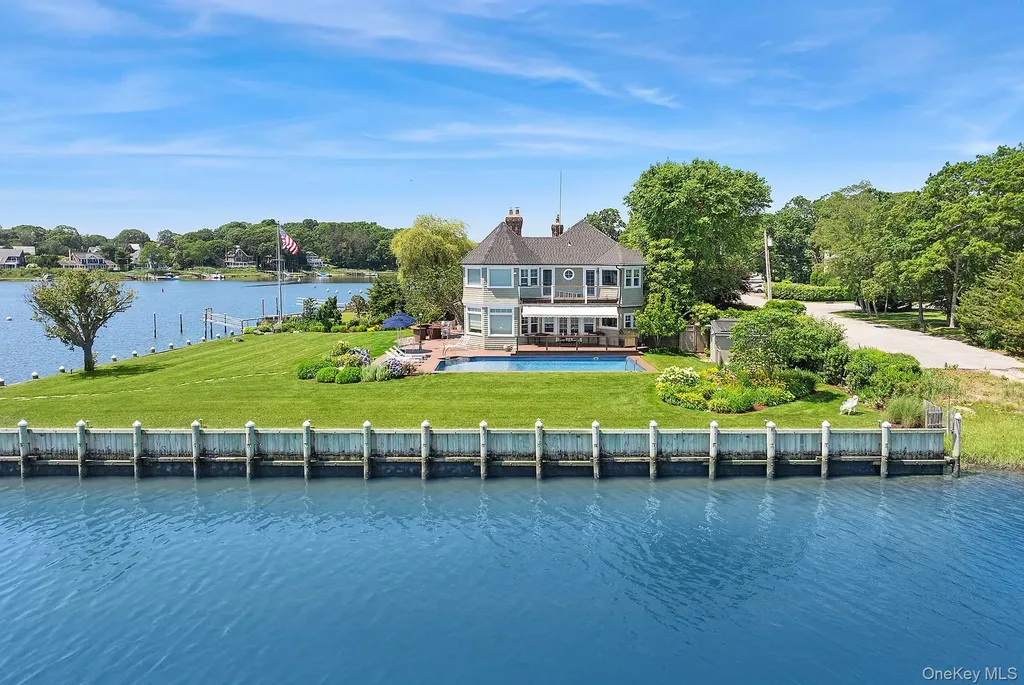60 Bay View Drive E Sag Harbor NY 11963