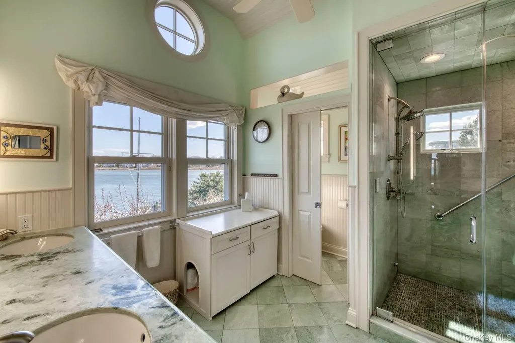 60 Bay View Drive E Sag Harbor NY 11963