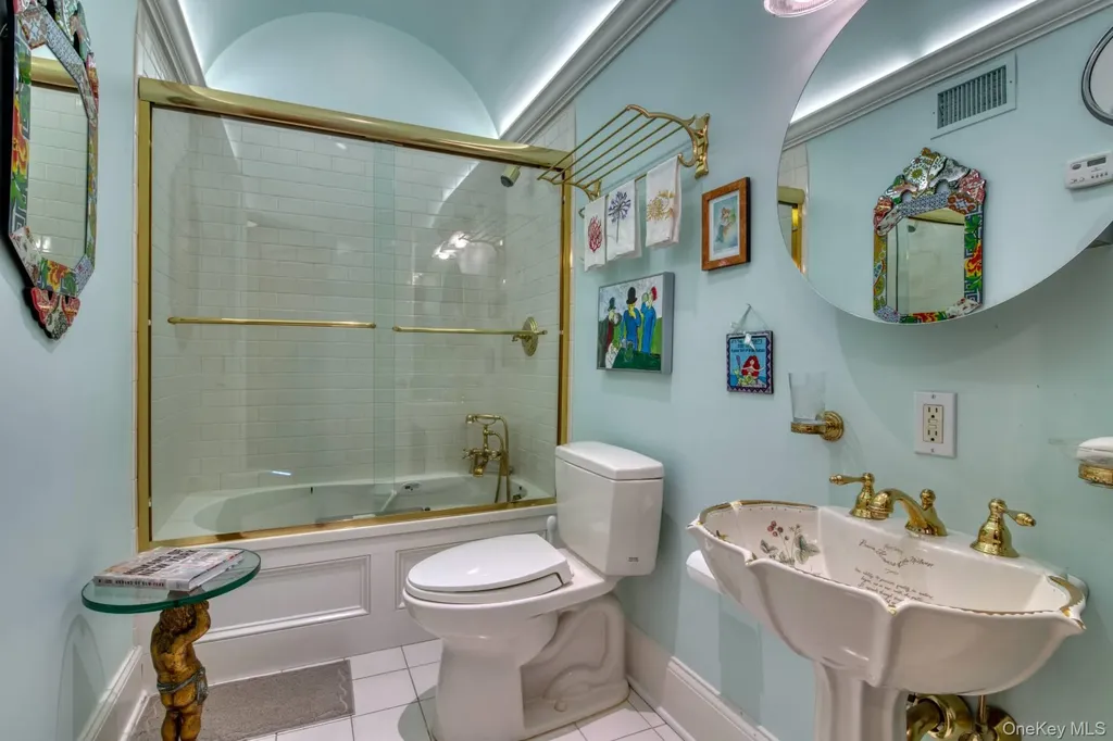 60 Bay View Drive E Sag Harbor NY 11963