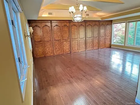 3200 Lydia Lane Bellmore NY 11710