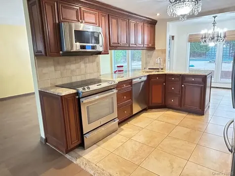 3200 Lydia Lane Bellmore NY 11710