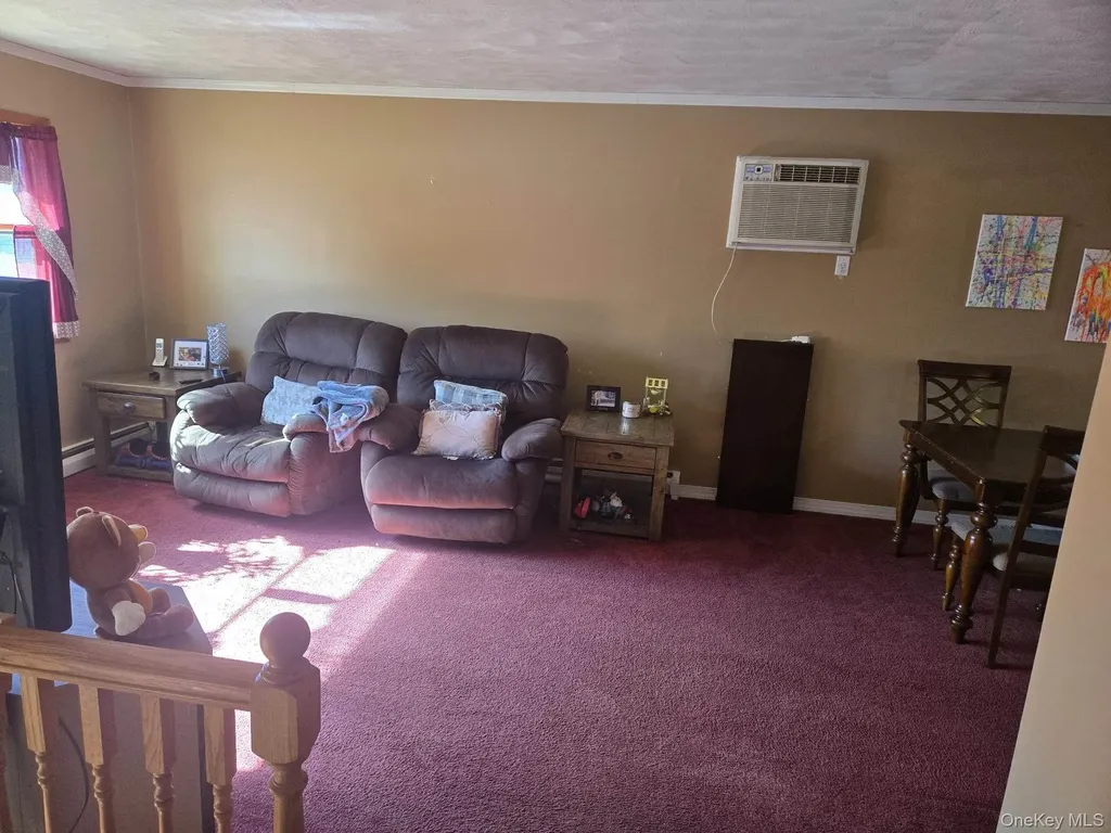 829 Stanley Street West Islip NY 11795