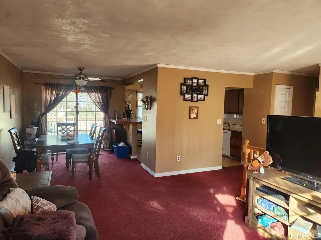 829 Stanley Street West Islip NY 11795