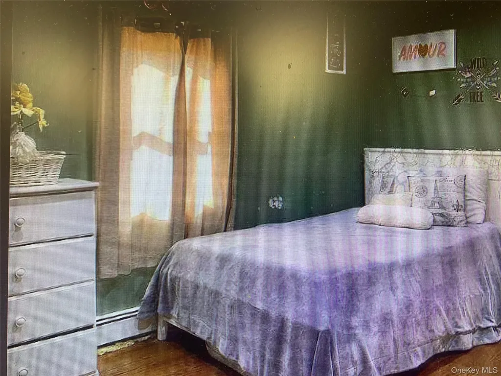 54 Robert Street Freeport NY 11520
