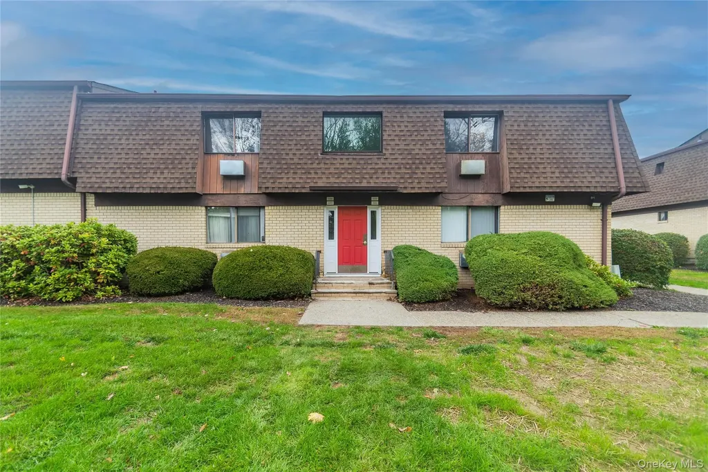 1003 Cherry Hill Drive Poughkeepsie NY 12603