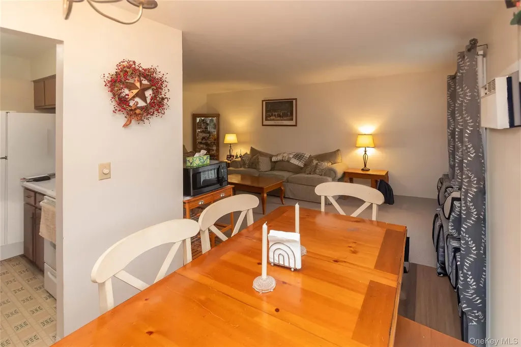 1003 Cherry Hill Drive Poughkeepsie NY 12603