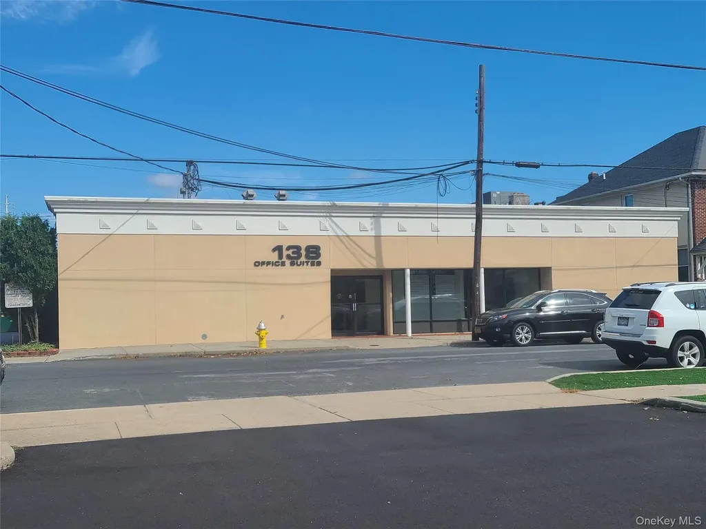 138 South First Lindenhurst NY 11757
