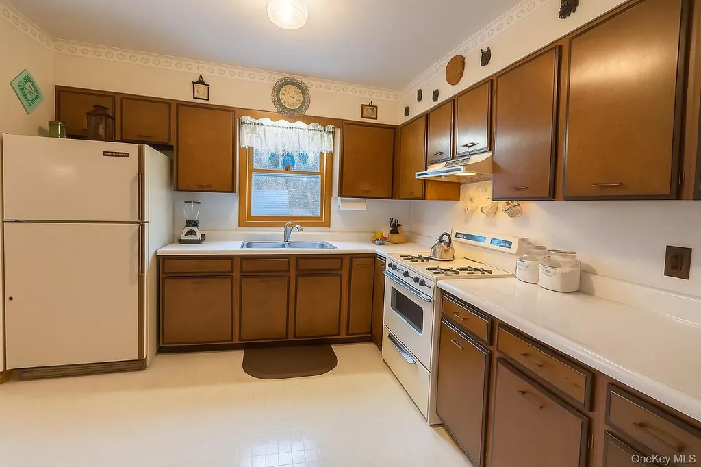 14 Knox Avenue Middletown NY 10940