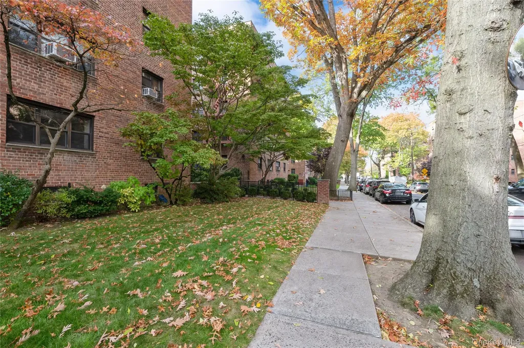 50 White Oak Street New Rochelle NY 10801