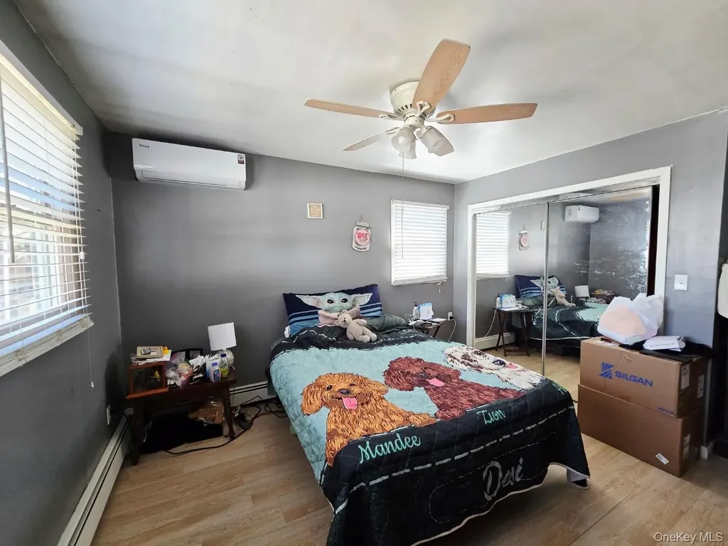 19 Curve Lane Levittown NY 11756