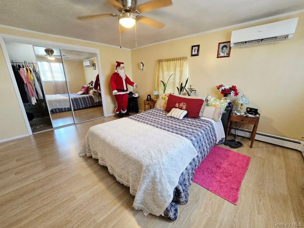19 Curve Lane Levittown NY 11756