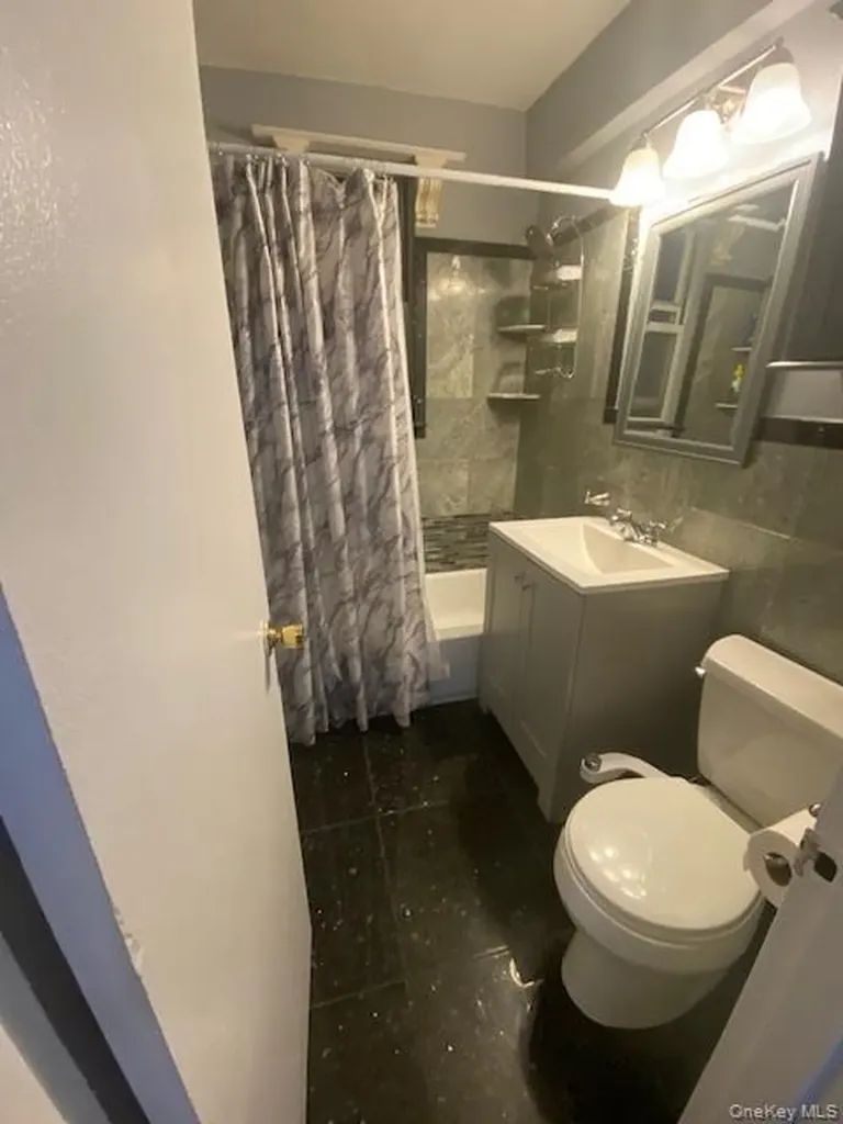 80 Gibson Boulevard Valley Stream NY 11581