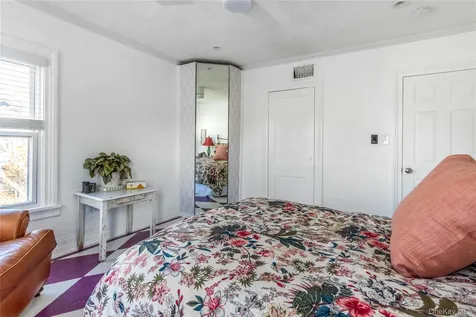 312 5th Avenue Greenport NY 11944