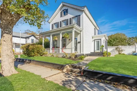 312 5th Avenue Greenport NY 11944