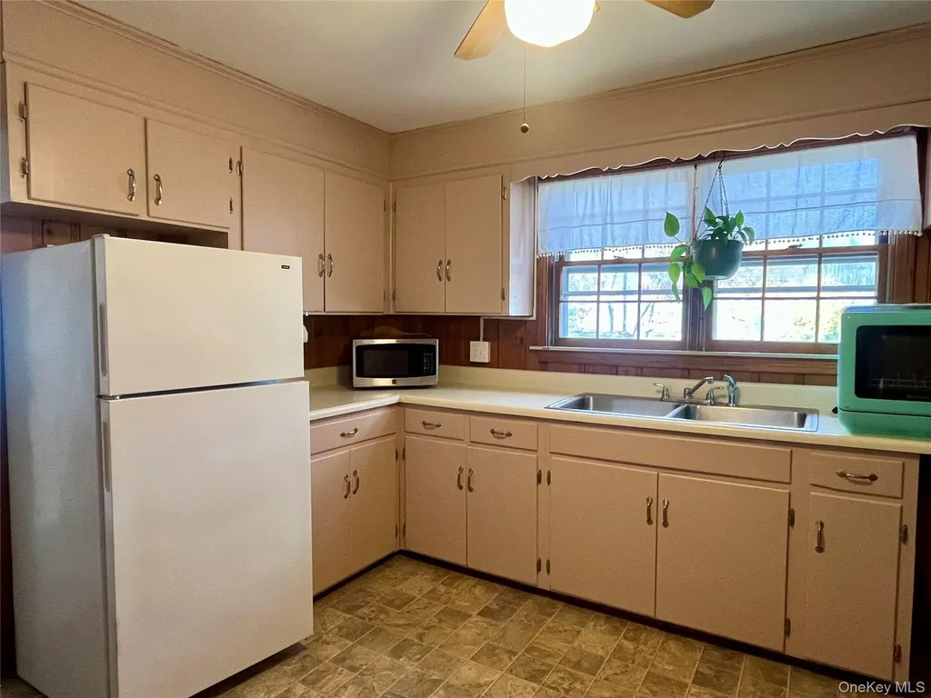 98 Watkins Avenue Middletown NY 10940