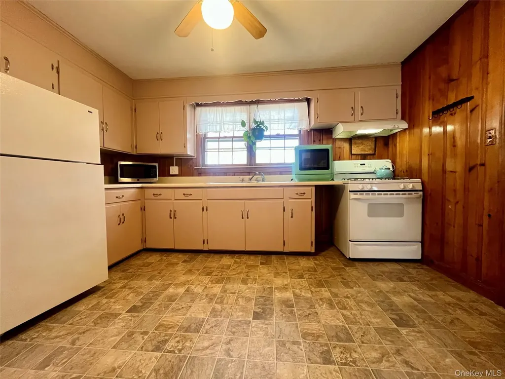 98 Watkins Avenue Middletown NY 10940