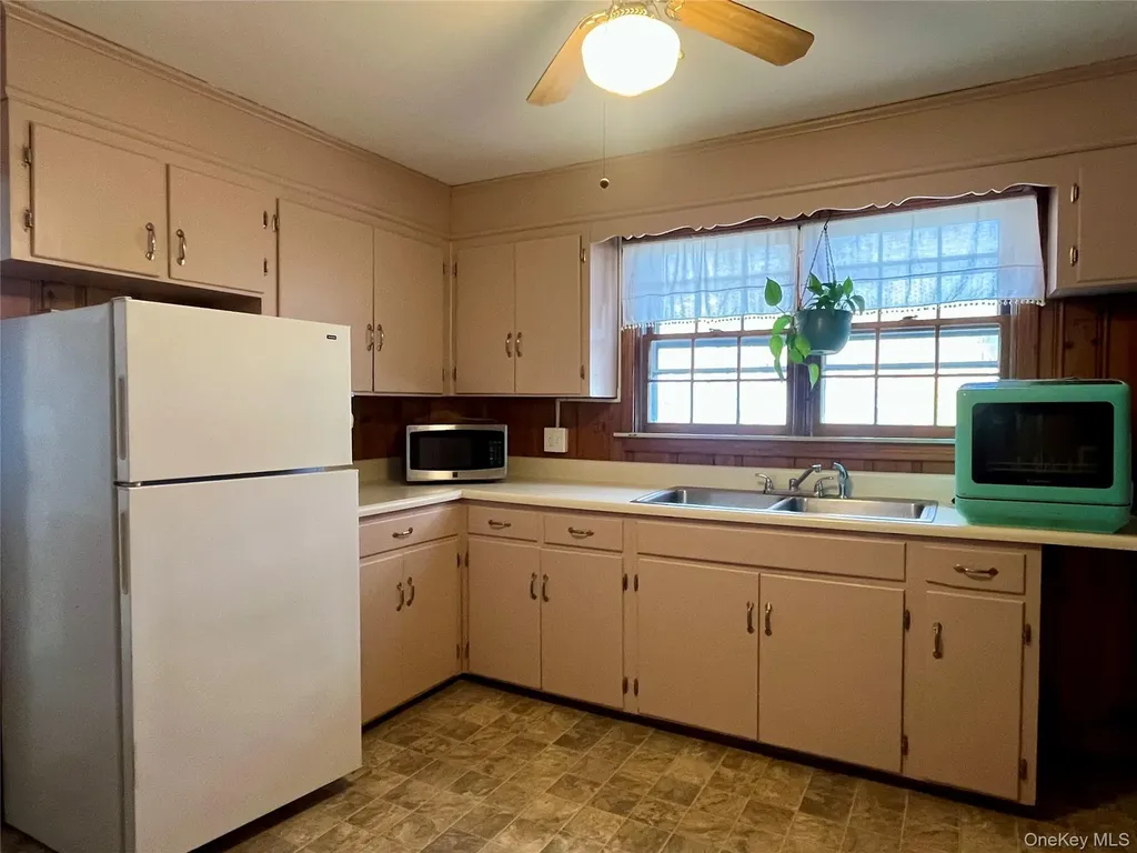 98 Watkins Avenue Middletown NY 10940