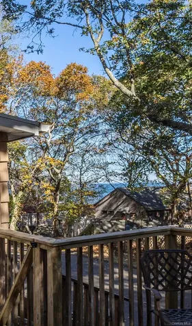 17 Schooner Lane Baiting Hollow NY 11933