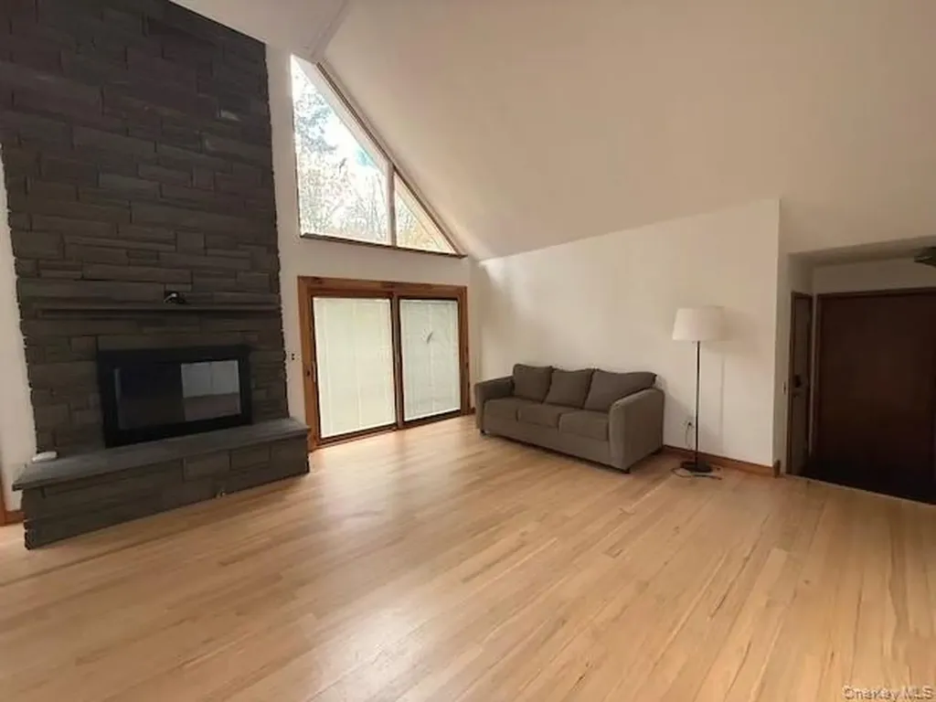 21 Cramer Road Rhinebeck NY 12572