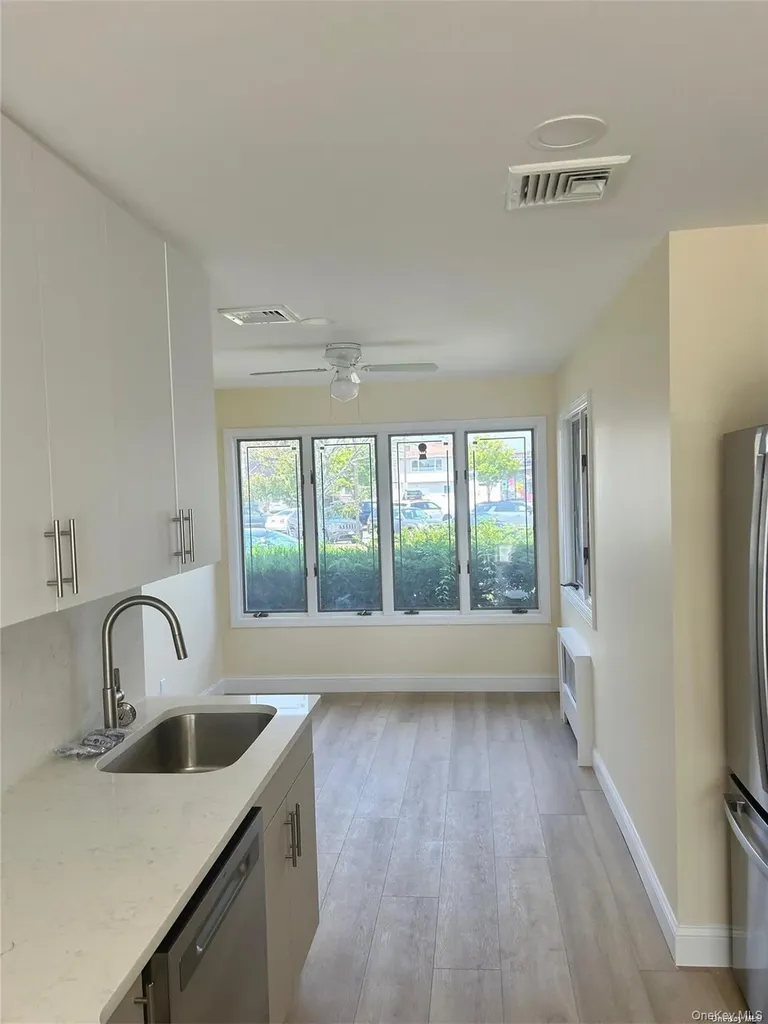 630 E Park Avenue Long Beach NY 11561