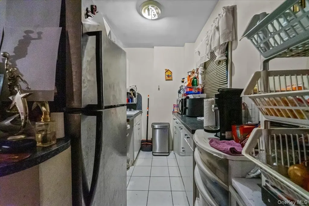 150-02 78th Road Flushing NY 11367