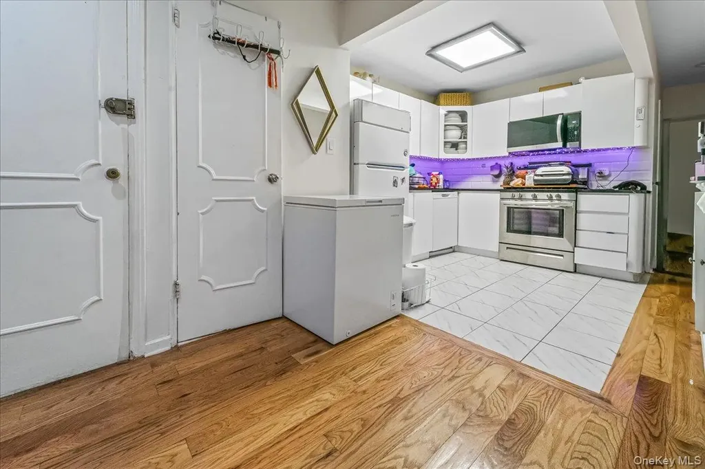 150-02 78th Road Flushing NY 11367