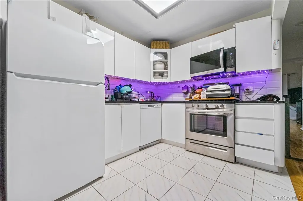 150-02 78th Road Flushing NY 11367