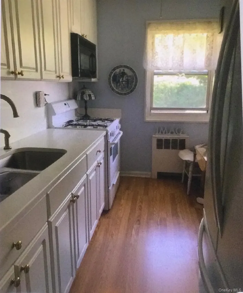 48 Dehaven Yonkers NY 10703