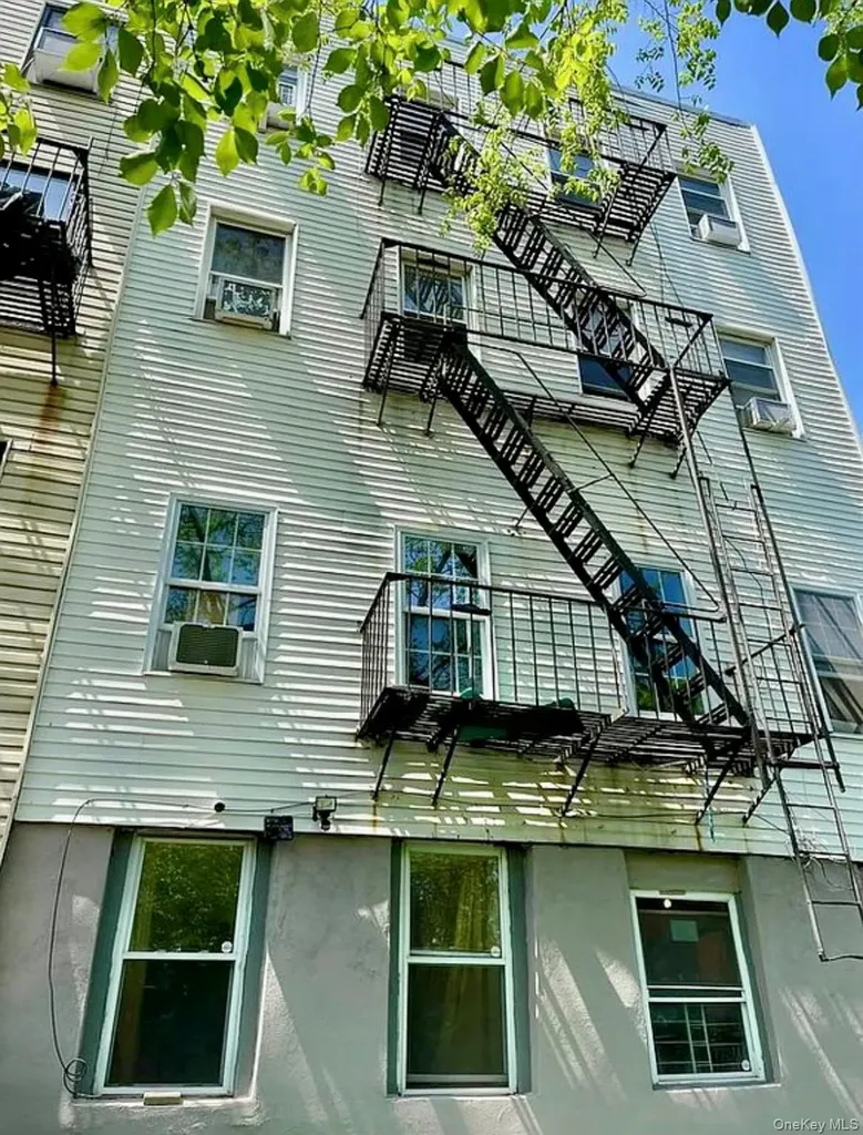 3194 Webster Avenue Bronx NY 10467
