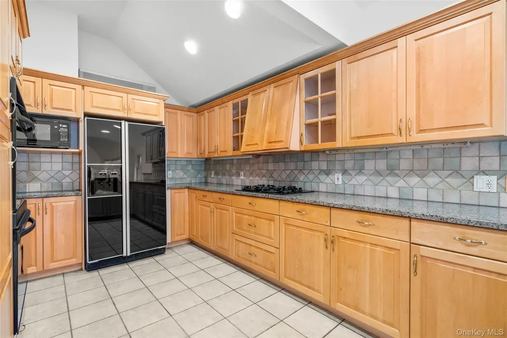 1 Beech Road New Rochelle NY 10804