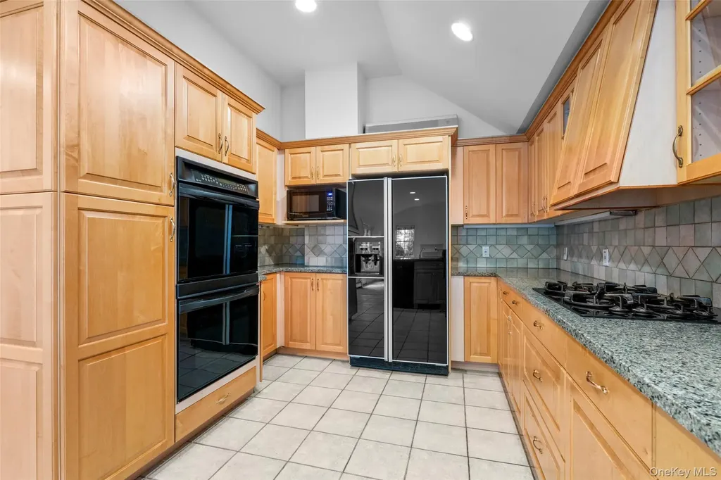 1 Beech Road New Rochelle NY 10804