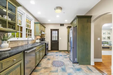 620 Timpson Street Pelham NY 10803