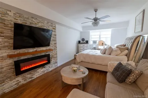 525 Beach 138th Street Belle Harbor NY 11694