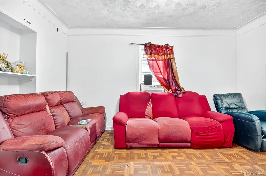 1052 Evergreen Avenue Bronx NY 10472