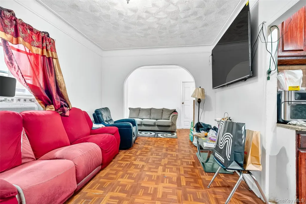 1052 Evergreen Avenue Bronx NY 10472