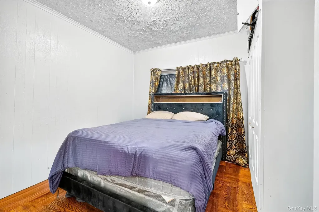 1052 Evergreen Avenue Bronx NY 10472