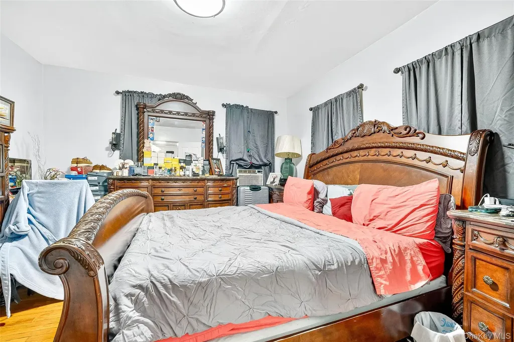 1052 Evergreen Avenue Bronx NY 10472