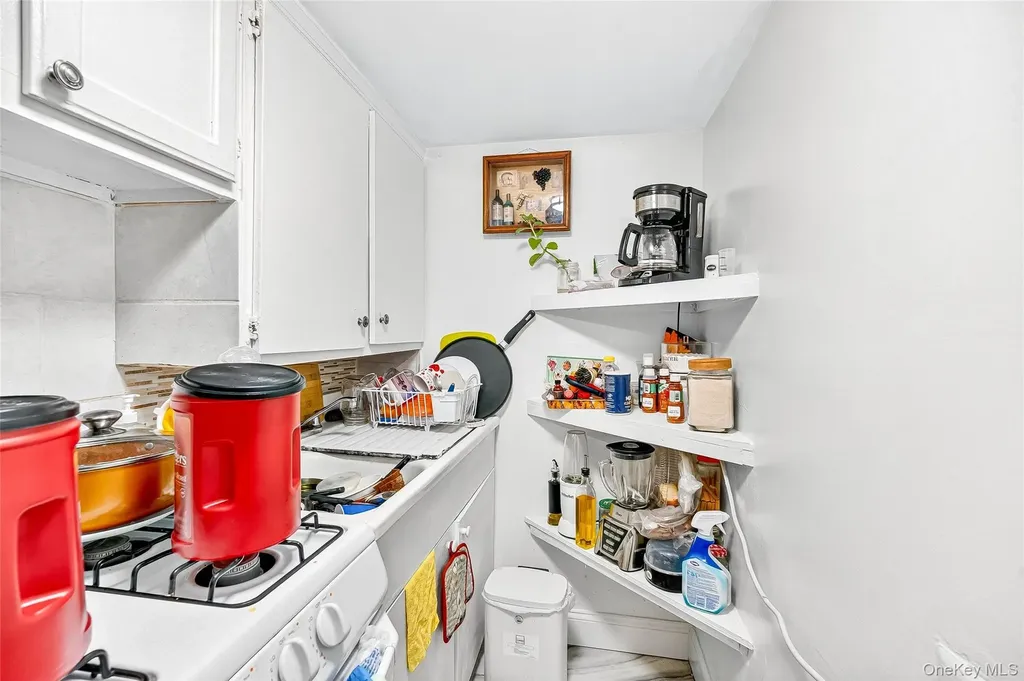 1052 Evergreen Avenue Bronx NY 10472