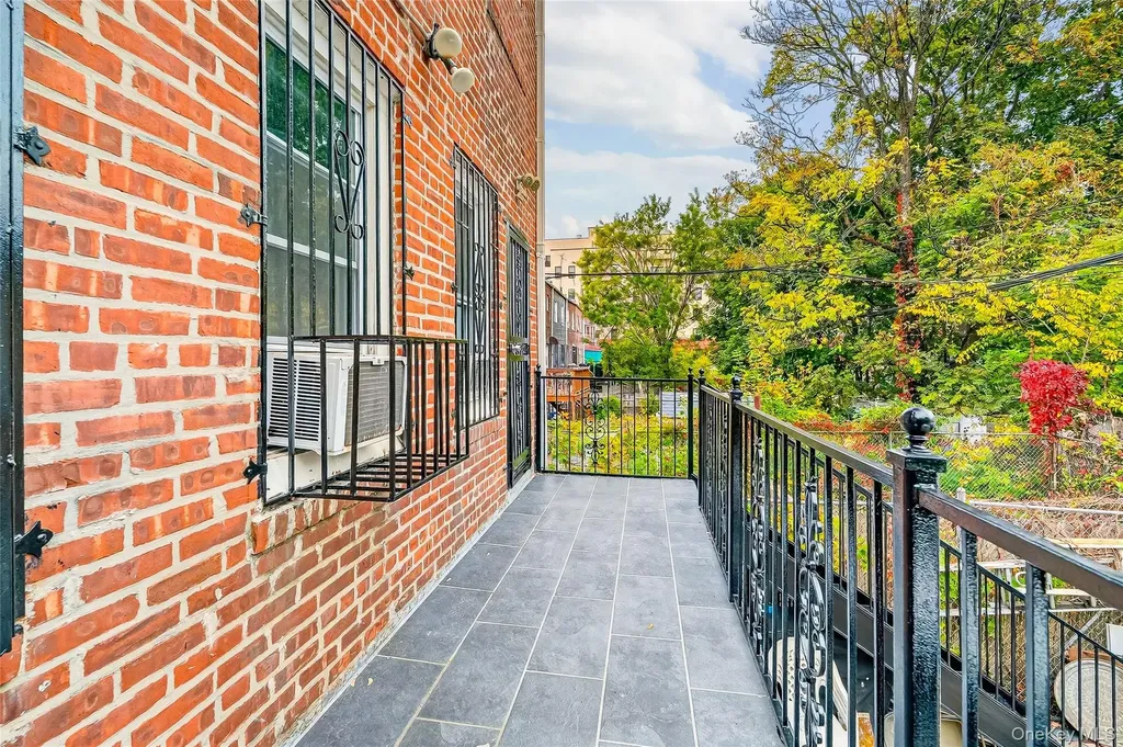 1052 Evergreen Avenue Bronx NY 10472