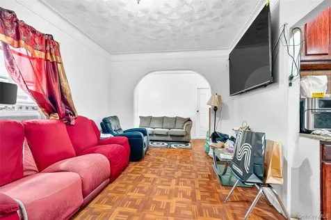 1052 Evergreen Avenue Bronx NY 10472