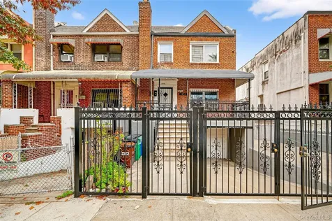 1052 Evergreen Avenue Bronx NY 10472