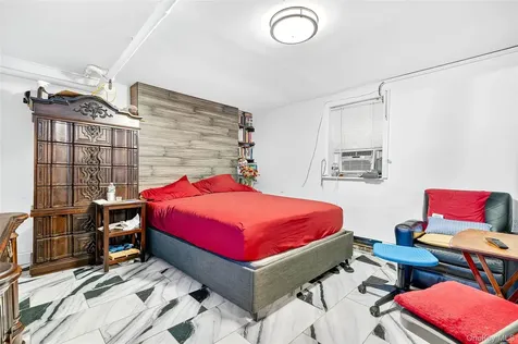 1052 Evergreen Avenue Bronx NY 10472
