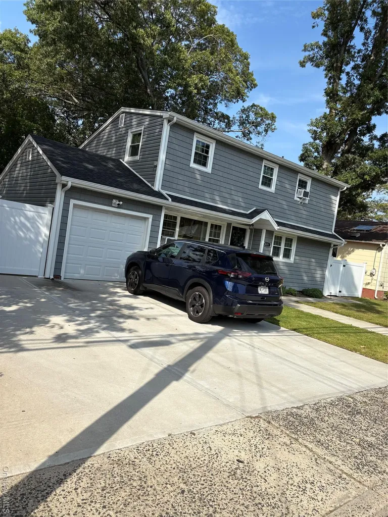 486 Champlain Avenue West Hempstead NY 11552