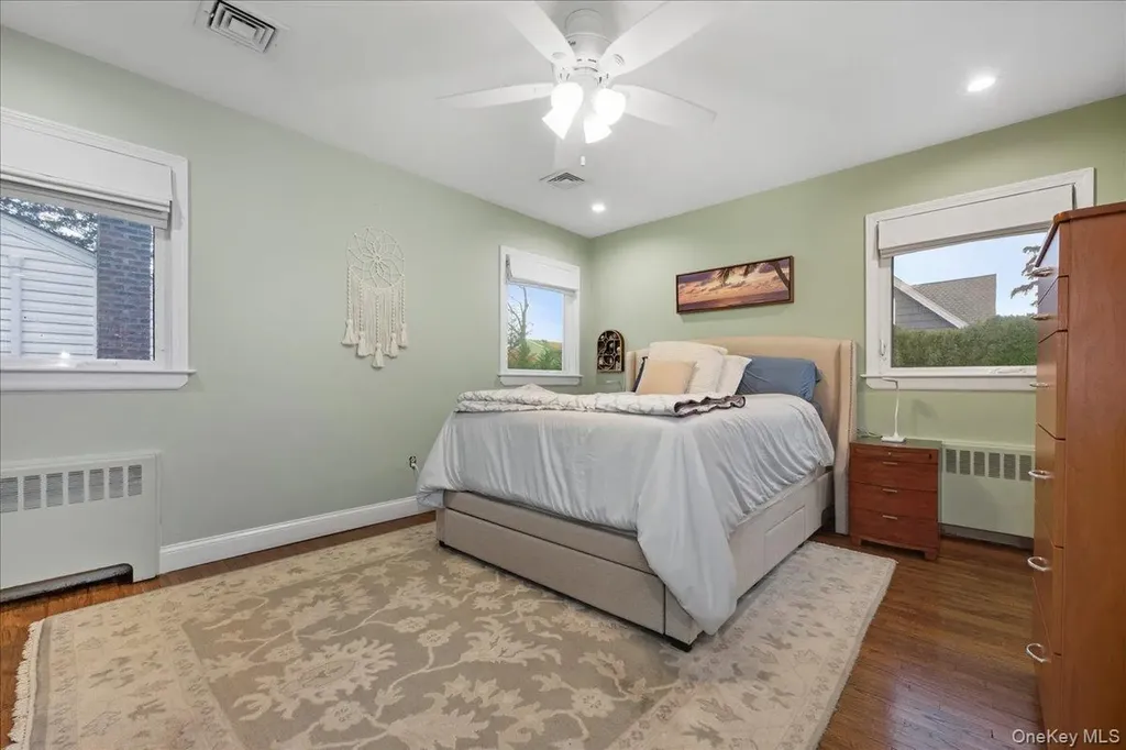 1800 Carlisle Place Merrick NY 11566