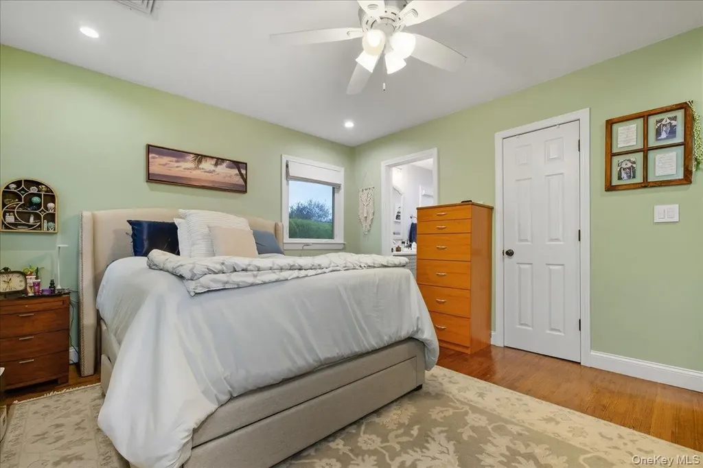 1800 Carlisle Place Merrick NY 11566