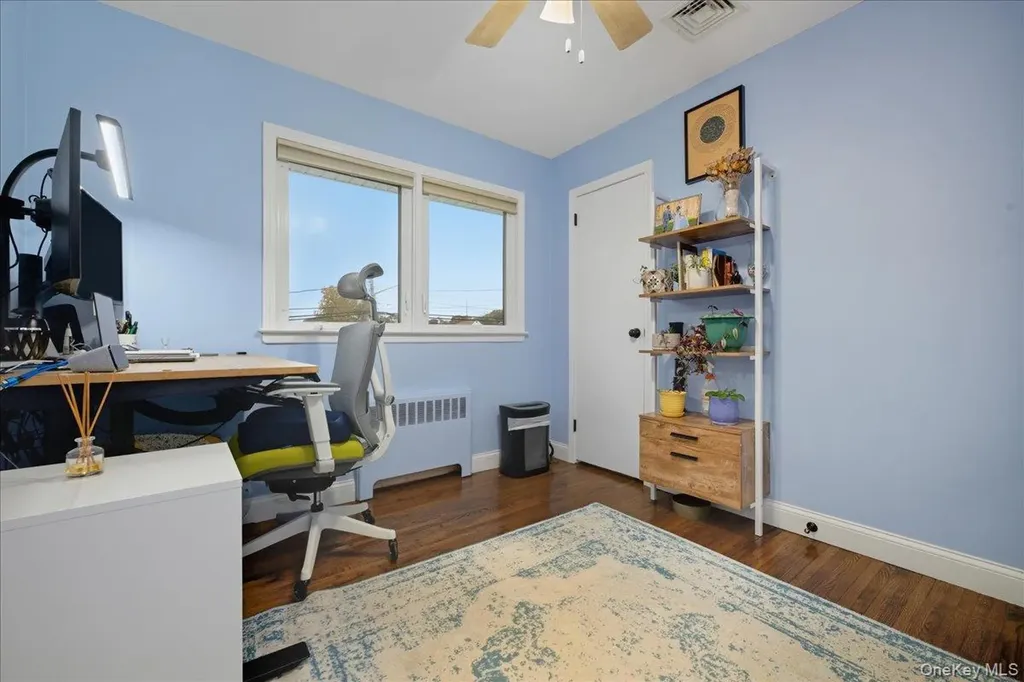 1800 Carlisle Place Merrick NY 11566