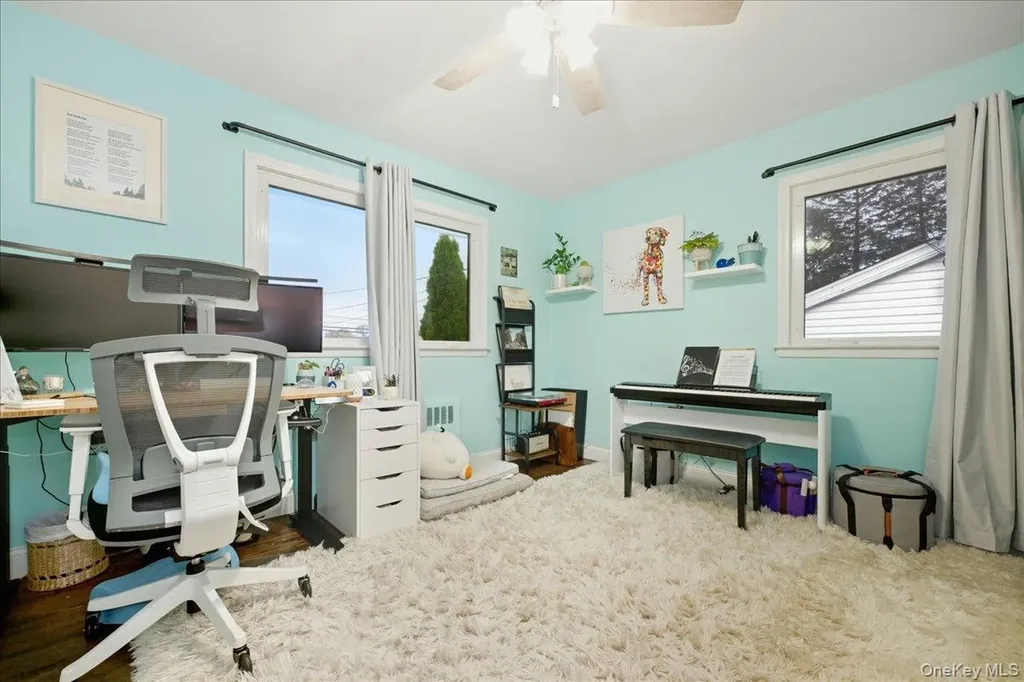 1800 Carlisle Place Merrick NY 11566