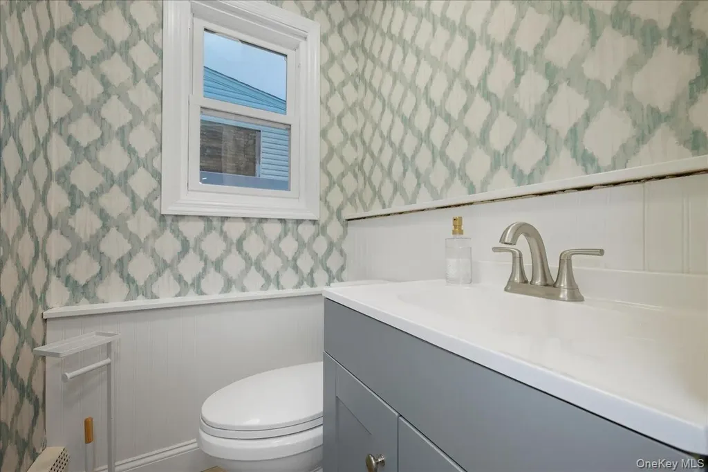 1800 Carlisle Place Merrick NY 11566